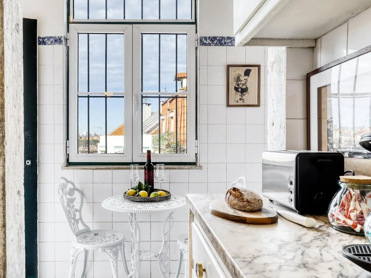 Lisbon Graca Terrace Apartment 0*,