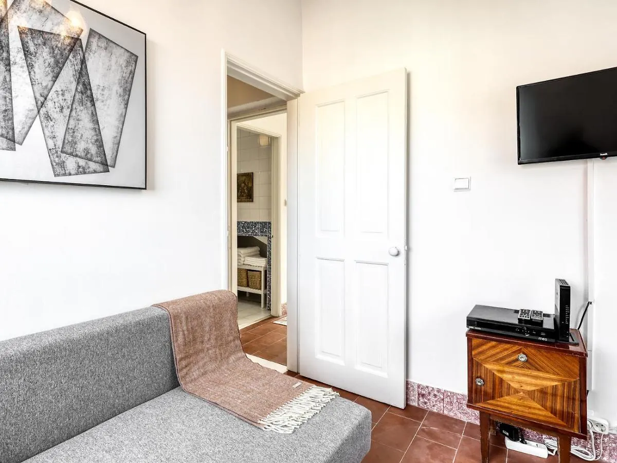 Lisbon Graca Terrace Apartment