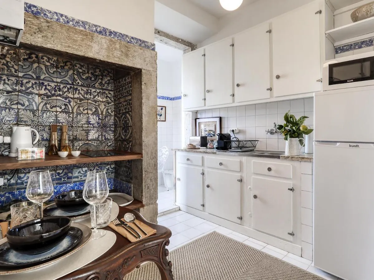 Lisbon Graca Terrace Apartment